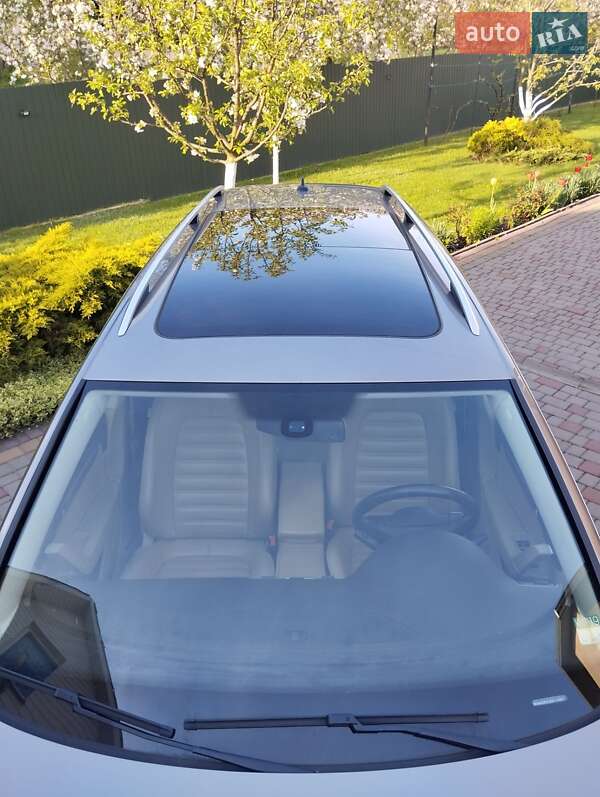 Універсал Volkswagen Passat 2011 в Луцьку