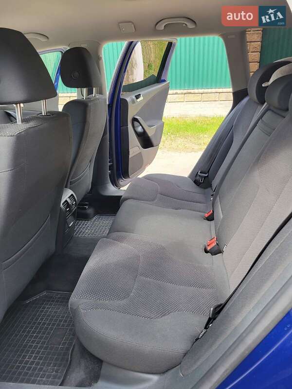 Универсал Volkswagen Passat 2008 в Львове фото 21 Универсал Volkswagen Passat 2008 в Львове