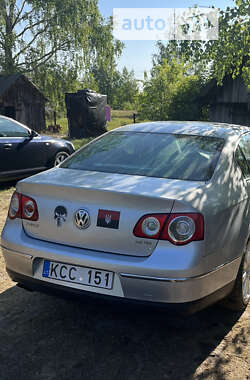 Седан Volkswagen Passat 2005 в Заречном