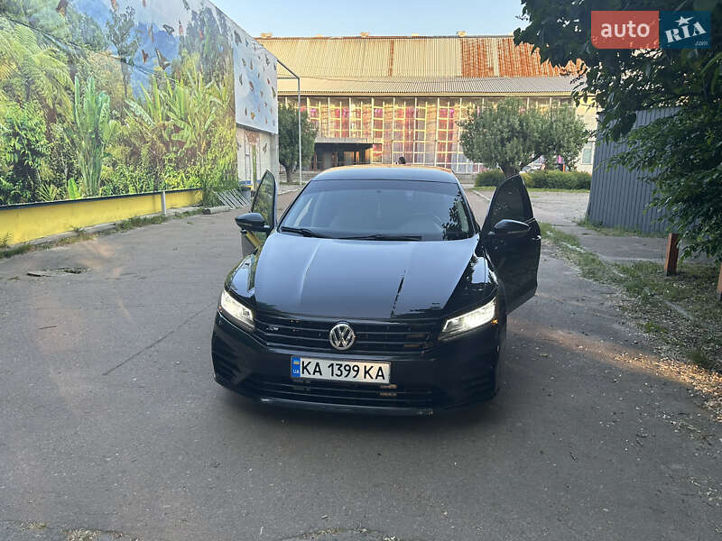 Седан Volkswagen Passat 2017 в Ірпені
