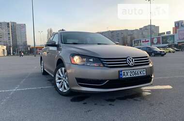 Седан Volkswagen Passat 2015 в Харькове