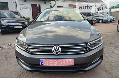 Універсал Volkswagen Passat 2015 в Чернігові