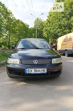 Универсал Volkswagen Passat 1999 в Житомире