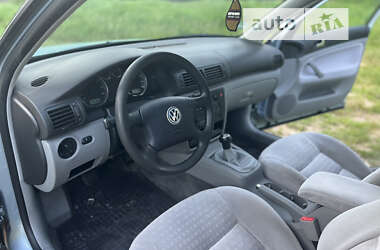 Седан Volkswagen Passat 2002 в Виннице