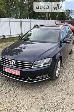 Универсал Volkswagen Passat 2011 в Харькове