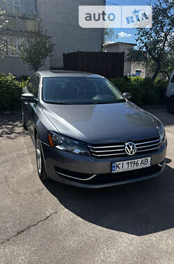 Седан Volkswagen Passat 2013 в Борисполе