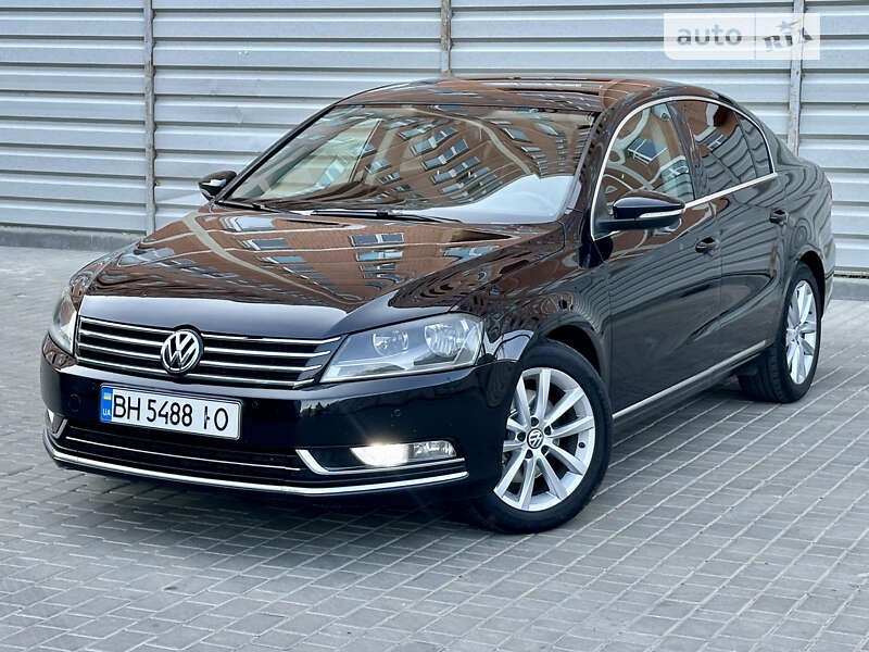 Седан Volkswagen Passat 2010 в Одесі