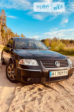 Седан Volkswagen Passat 2002 в Обухове