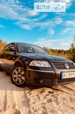 Седан Volkswagen Passat 2002 в Обухове