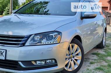 Универсал Volkswagen Passat 2011 в Луцке