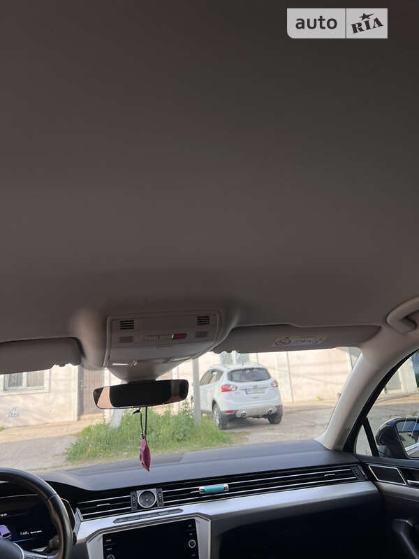 Универсал Volkswagen Passat 2019 в Глухове