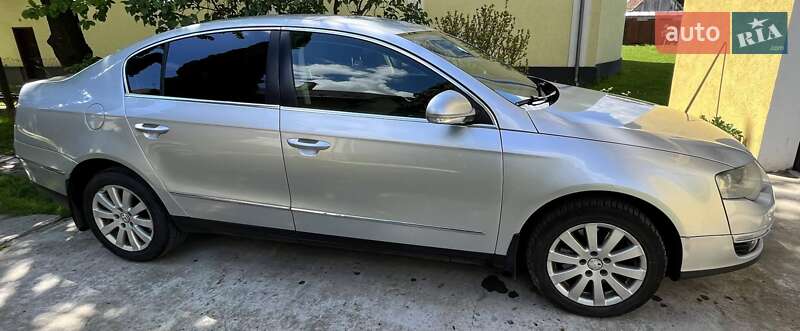 Седан Volkswagen Passat 2009 в Берегово