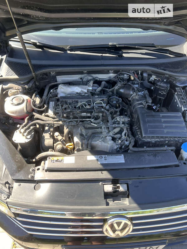Универсал Volkswagen Passat 2019 в Глухове
