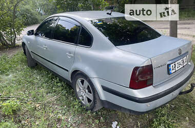 Седан Volkswagen Passat 1999 в Харькове