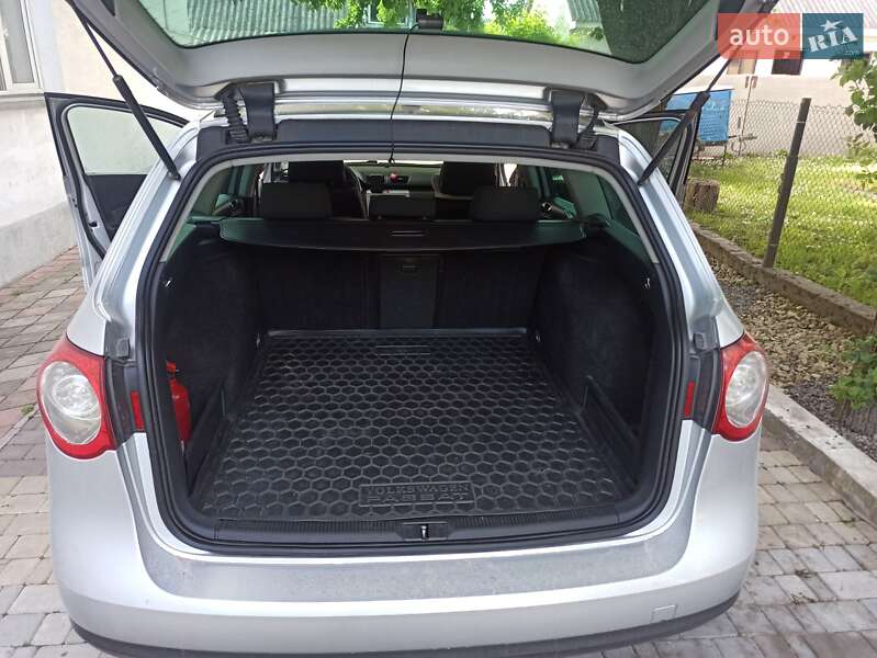 Універсал Volkswagen Passat 2006 в Зборові