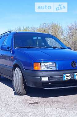 Универсал Volkswagen Passat 1991 в Знаменке
