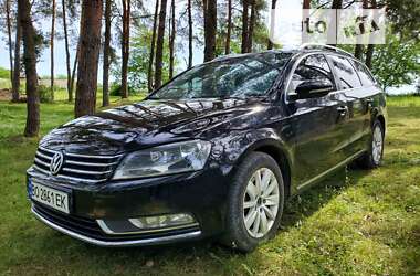 Универсал Volkswagen Passat 2014 в Бучаче