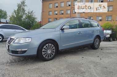 Универсал Volkswagen Passat 2010 в Львове