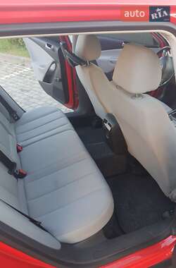 Универсал Volkswagen Passat 2010 в 