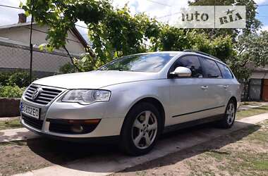 Універсал Volkswagen Passat 2006 в Тернополі