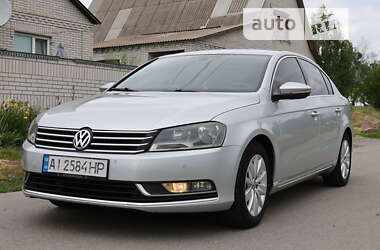 Седан Volkswagen Passat 2012 в Белой Церкви