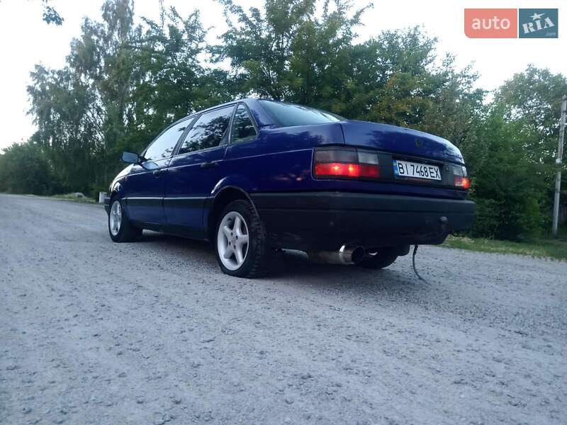 Седан Volkswagen Passat 1993 в Кременчуге фото 7 Седан Volkswagen Passat 1993 в Кременчуге