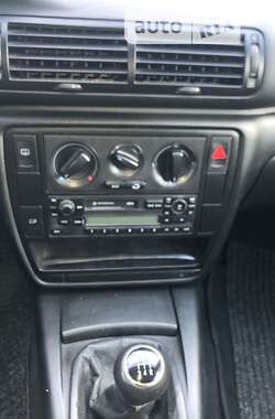 Универсал Volkswagen Passat 2000 в 