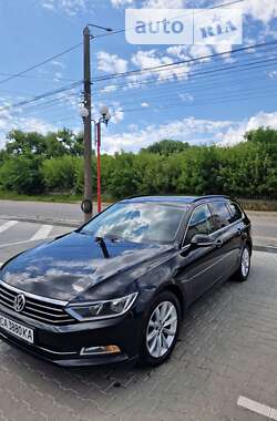 Универсал Volkswagen Passat 2017 в Виннице