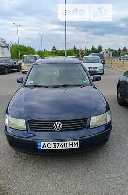 Седан Volkswagen Passat 1999 в Ковелі