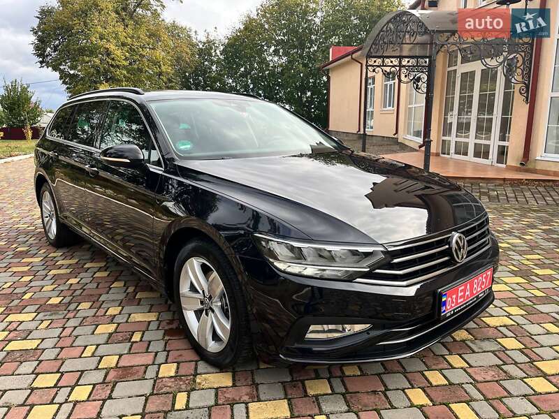 Універсал Volkswagen Passat 2019 в Києві
