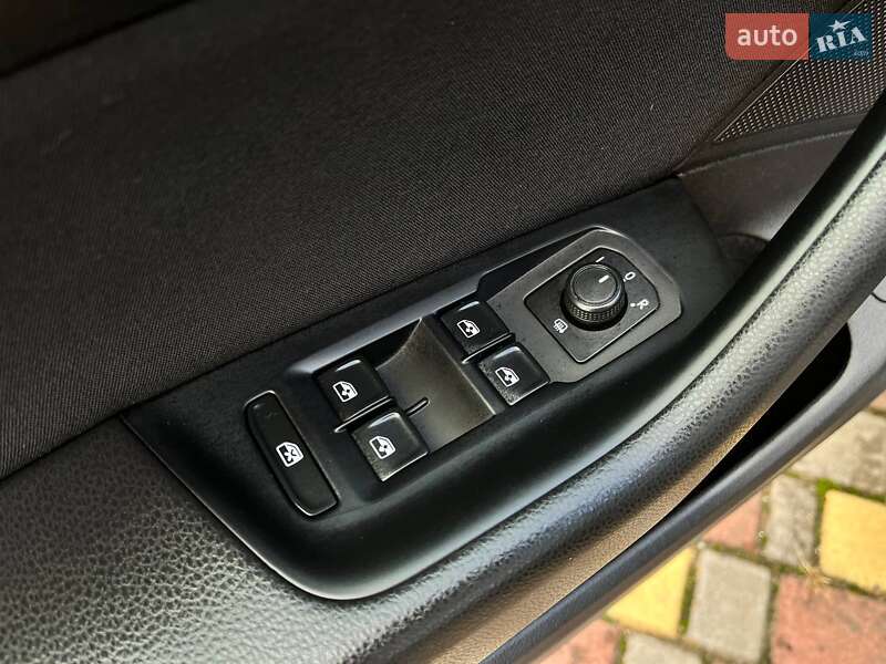 Універсал Volkswagen Passat 2019 в Києві