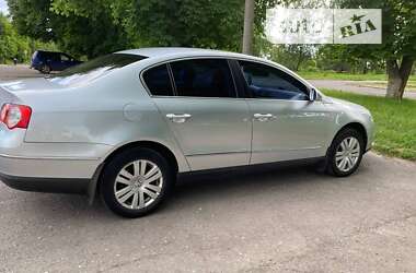 Седан Volkswagen Passat 2006 в Путивле