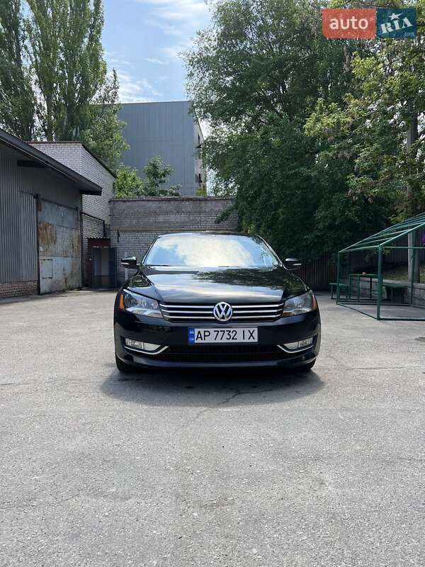 Седан Volkswagen Passat 2014 в Запоріжжі