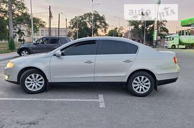 Седан Volkswagen Passat 2008 в Одессе