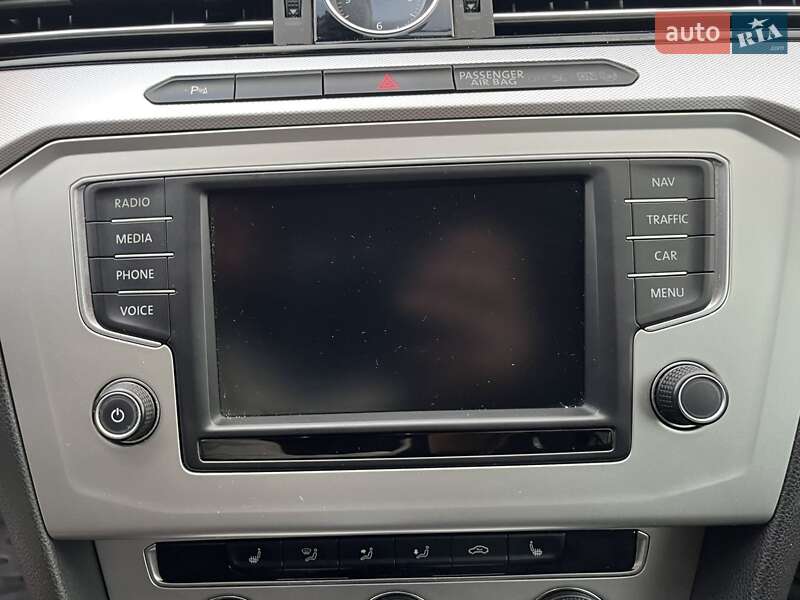 Универсал Volkswagen Passat 2016 в Золочеве фото 45 Универсал Volkswagen Passat 2016 в Золочеве