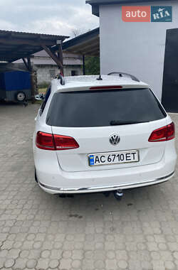 Универсал Volkswagen Passat 2011 в Ирпене