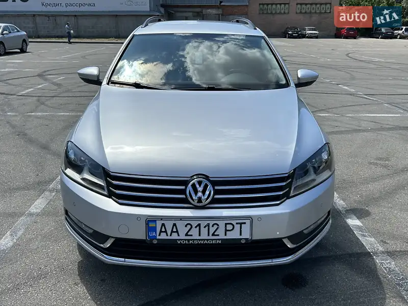 Volkswagen Passat 2011 VIN WVWZZZ3CZCE079010 фото оголошення 3 з 132