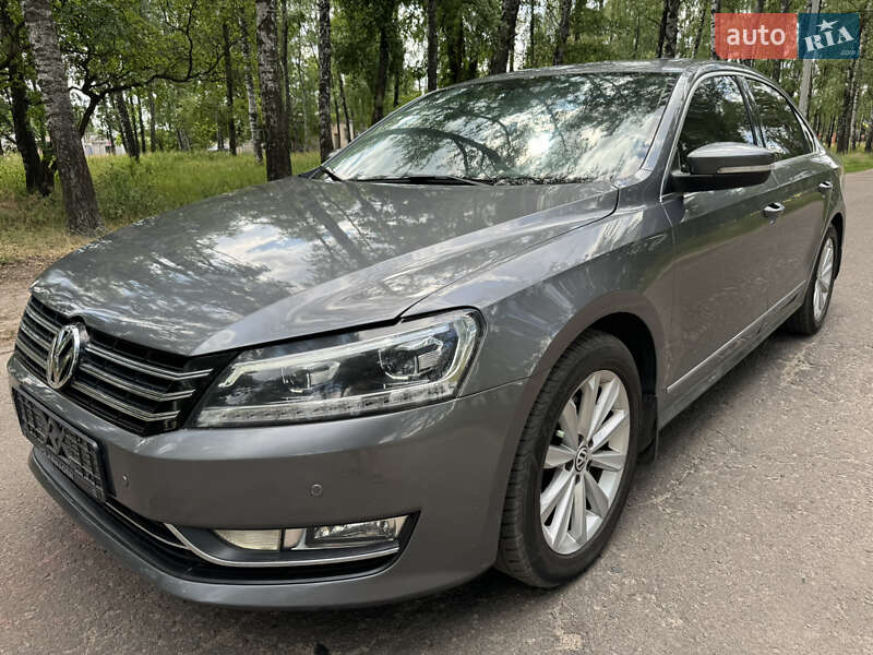 Седан Volkswagen Passat 2013 в Ахтырке