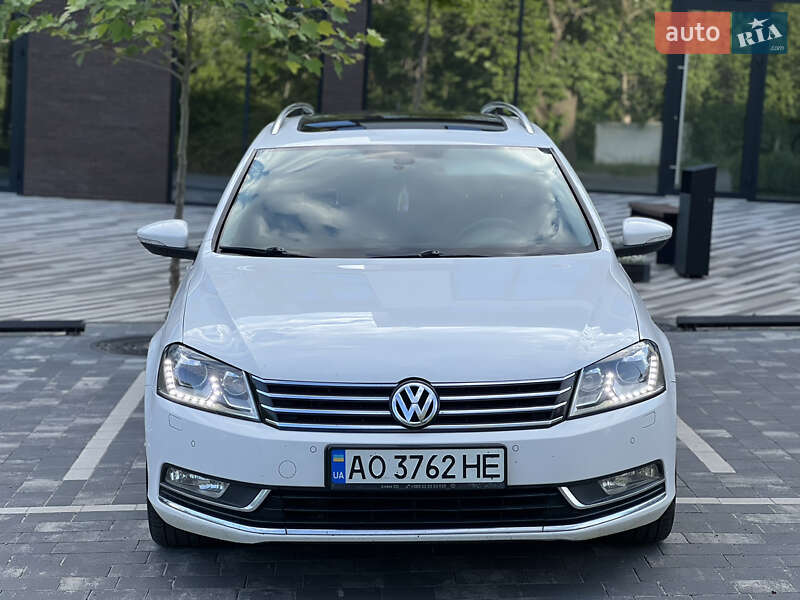 Универсал Volkswagen Passat 2011 в Ужгороде