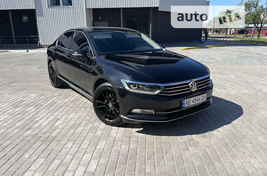 Седан Volkswagen Passat 2017 в Каменском