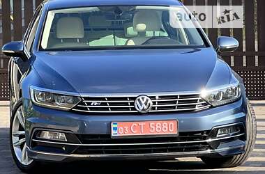 Седан Volkswagen Passat 2018 в Жовкві