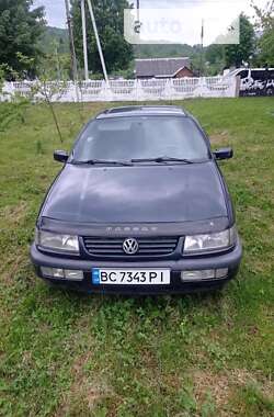 Седан Volkswagen Passat 1996 в Львові