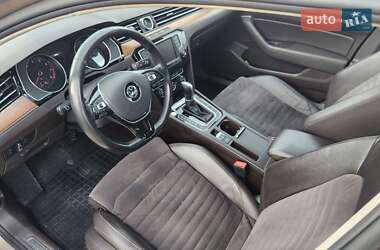 Седан Volkswagen Passat 2015 в Долинской