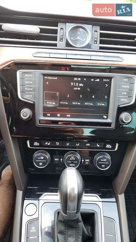 Седан Volkswagen Passat 2015 в Долинській