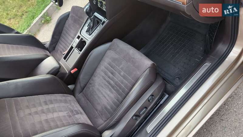 Седан Volkswagen Passat 2015 в Долинській