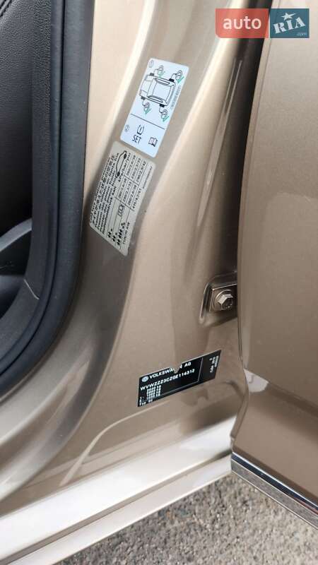 Седан Volkswagen Passat 2015 в Долинській