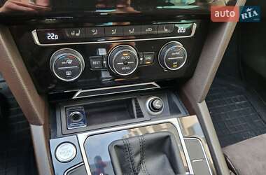 Седан Volkswagen Passat 2015 в Долинской