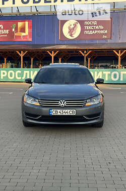 Седан Volkswagen Passat 2012 в Прилуках