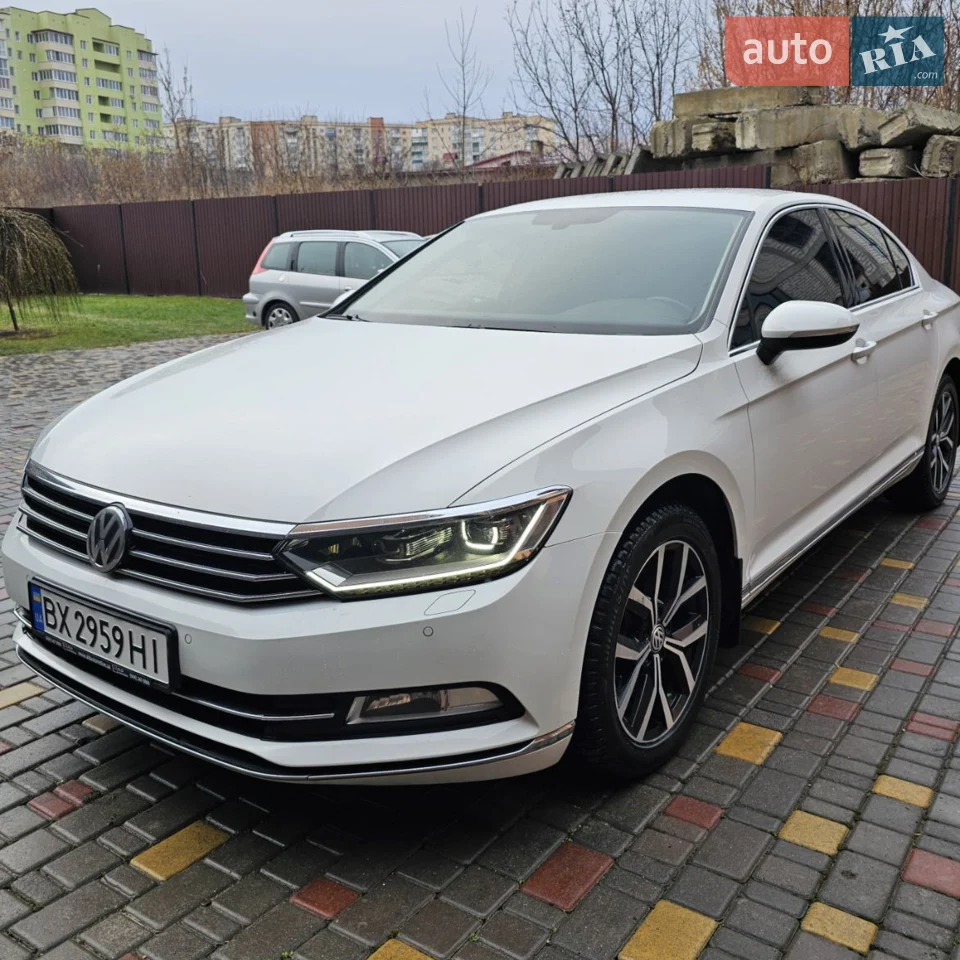 2016 Volkswagen Passat - мініатюра 24