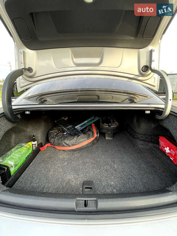 Седан Volkswagen Passat 2012 в Бродах фото 14 Седан Volkswagen Passat 2012 в Бродах